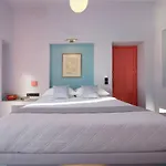 Fira Cave Suites