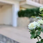 Μικρό Διαμέρισμα Της Αγγελικής Με Αυλή Και Parking