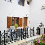 Villa Oresti