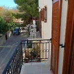 Anna'S Home