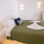 Sunborn Oia Suites