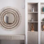 Urban Chic Luxury At The City Center