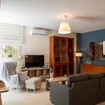 Private Garden House In Panorama- Lux Accommodation