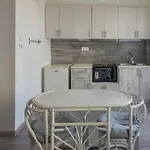 Lovely Studio Apartment For 2 Ppl In Athens