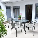 Giorgos House