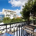 Chloe Boutique Apartments Plaka