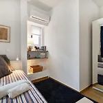 Chloe Boutique Apartments Plaka