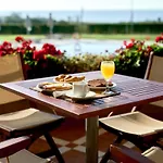 Nefeli Hotel