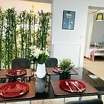 Sicci Villa Near The Airport & Sea