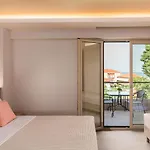 Makris Luxury Rooms