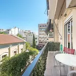 Sapphire Apartment In The Centre Of Athens.