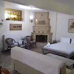 Ευρύχωρο Διαμέρισμα Σε Ήσυχη Γειτονιά