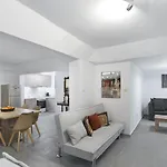 2 Bedroom Aprtmnt Next To Hilton And All Hospitals