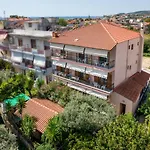 Apartment Nikos