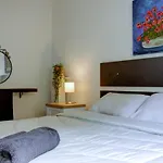 Sunny All Day Apartment Near Athens City Center