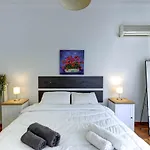 Sunny All Day Apartment Near Athens City Center