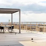 F & B Collection- 360 View Tiny Penthouse