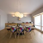 Super Modern Minimal Flat Nr Metro & Arch. Museum