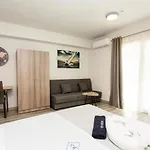 John Central Suites