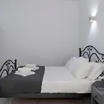 Blue Diamonds Villas Paros