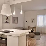 Cute N Comfort Luxury Condo In Kolonaki