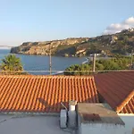 Cozy Villa 60 Metres Away From The Beach