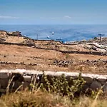 House Suites - Psarou