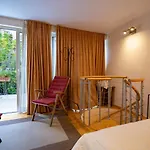 Acropolis Metro St.3 Bedrοοms 6 Persons Maisonette