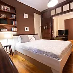 Delmare Posidonio Apartment