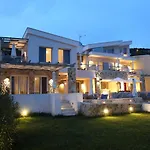 Steleni Seaside Apartments