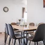 Nenes Apartment