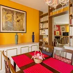 Vintage Apartment For 4 Ppl In Athens