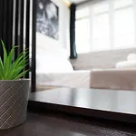 Skg Luxury Apartment