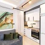 F & B Collection - City Central 2 Bedroom Suite