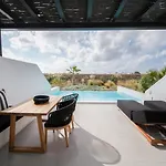 Agrari Bo Suites By Mykonos Rocks