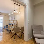 Best Located Apartment For 4Ppl #1