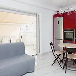 An Authentic Greek Stay In Keratsini