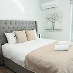 Modern Beauty In Zografou, Close To Athens' Center