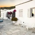 Cycladic Villa Kamari