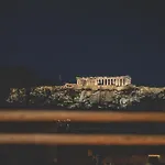 Luxury Apartment With Acropolis View Terrace And Jacuzzi - Living Stone Moonstone