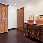 Athens Plaka Hill Luxury Flat