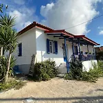 Villa Vrachos - Uriges Steinhaus -
