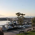 Athens Riviera Coast Apartment