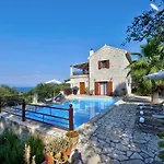 Villa Casa Bianca Orange Apartment