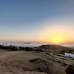 Lakena Sunset View Villa