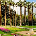 Neoclassical 2Bed In Kallimarmaro