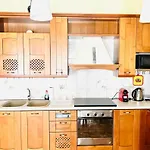 Neoclassical 2Bed In Kallimarmaro