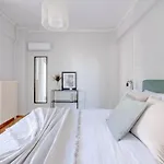 Homey 2Br Apartment In Cholargos By Upstreet