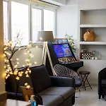 Patras' Hitech Apartment