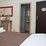 Comfy City Hideaway